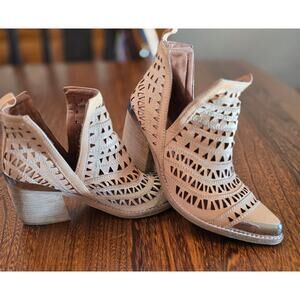 Jeffery Campbell Cromwell Cutout Western Ankle Booties Metal Capped toe SZ 6.5